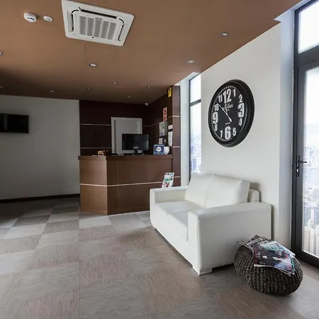 La De Roces Hotel