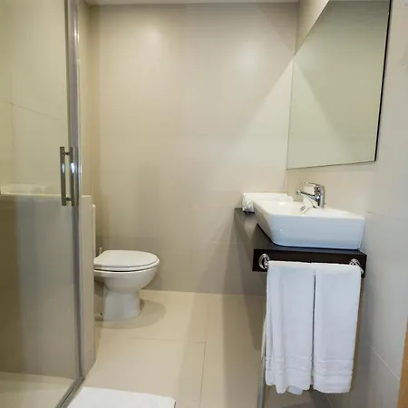 Hotell La De Roces Gijón