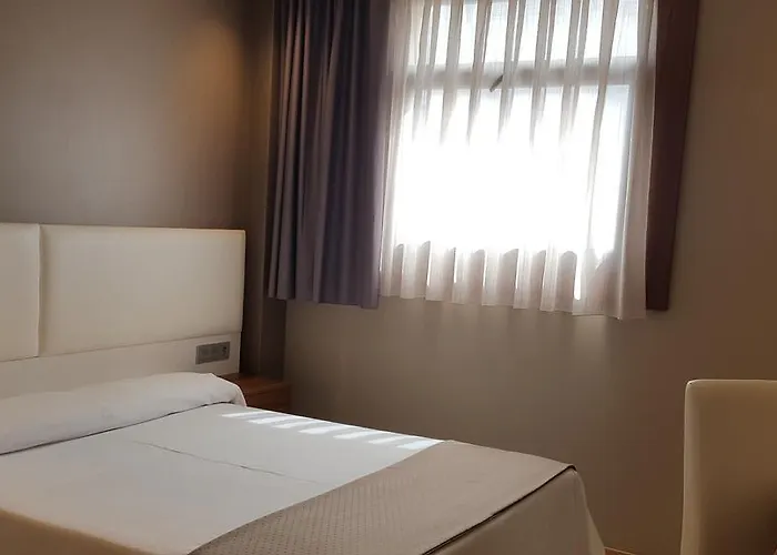 La De Roces Hotell *